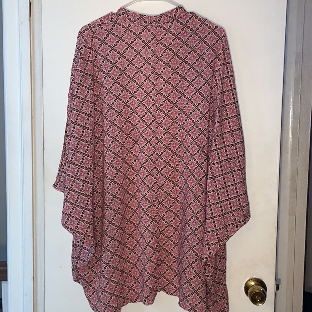 Victoria’s Secret Robe - Picture 10 of 10